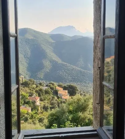 La Casa Monti Au Coeur Du Village De شقة