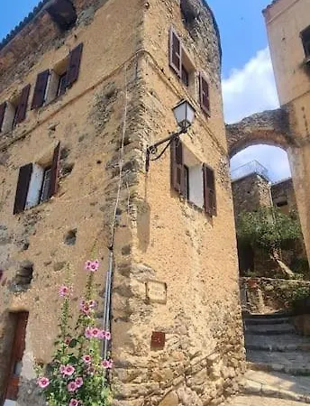 La Casa Monti Au Coeur Du Village De