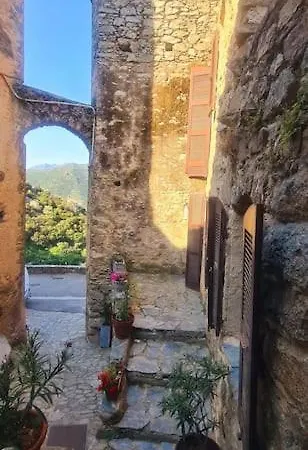 La Casa Monti Au Coeur Du Village De
