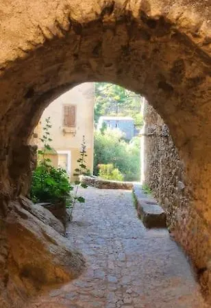 La Casa Monti Au Coeur Du Village De