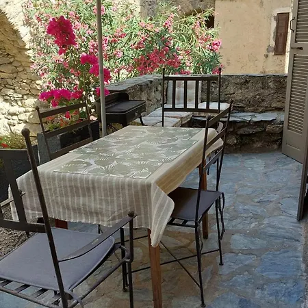 Apartment La Casa Monti Au Coeur Du Village De *