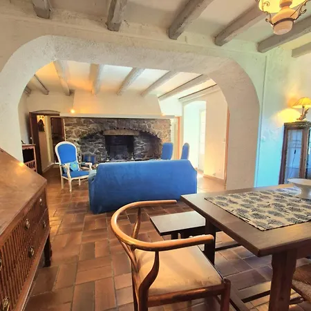La Casa Monti Au Coeur Du Village De * Lama